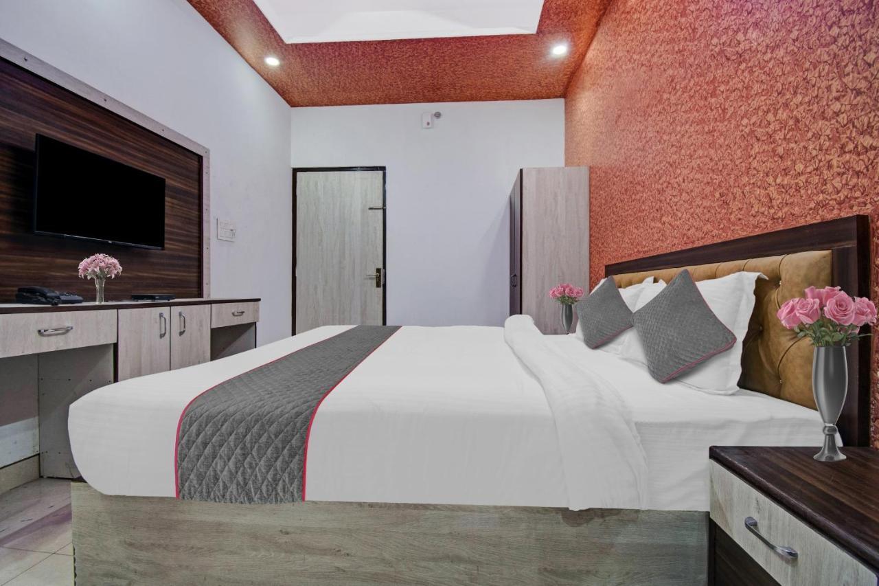 Townhouse The Lotus Hotel ชัยปุระ ภายนอก รูปภาพ