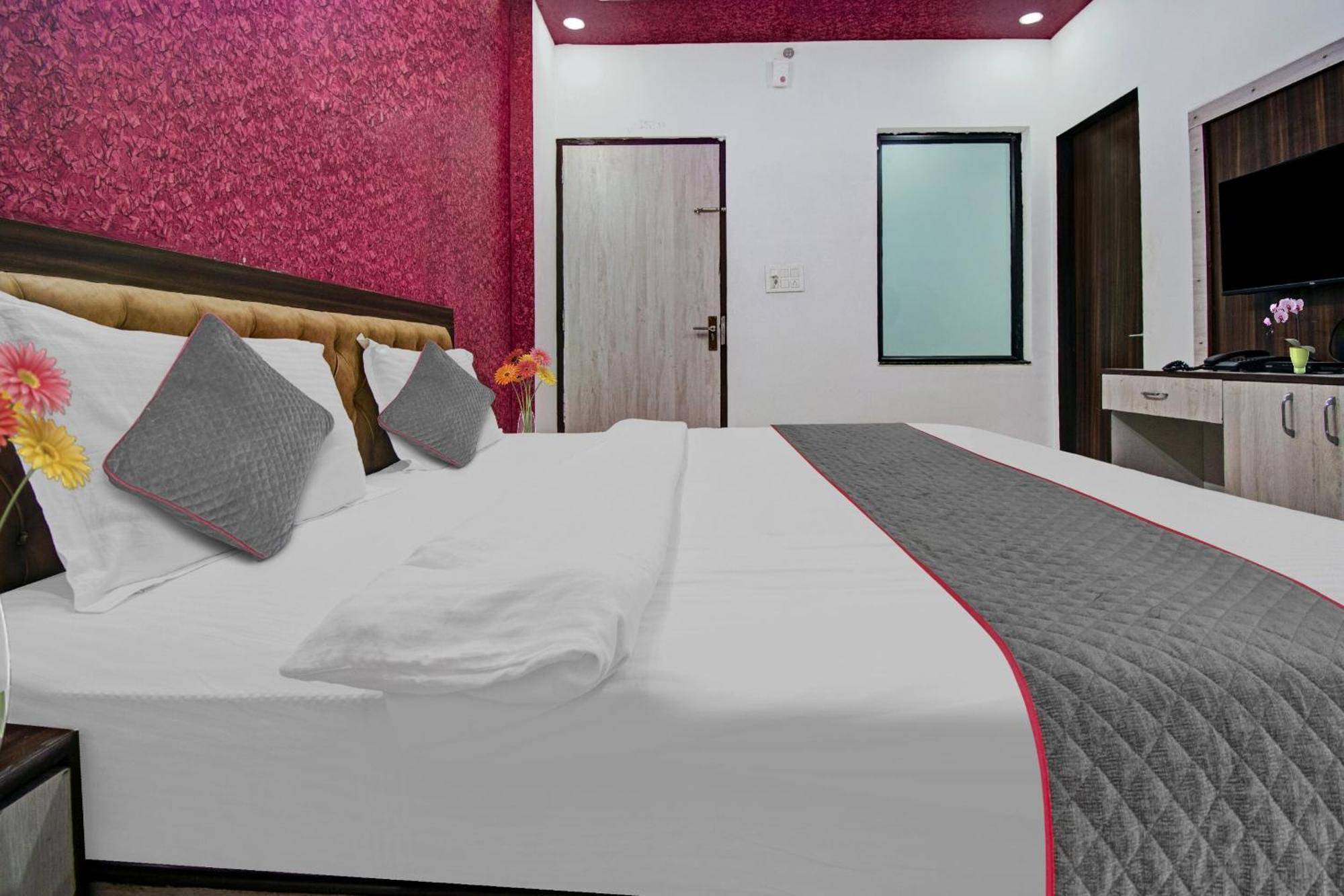 Townhouse The Lotus Hotel ชัยปุระ ภายนอก รูปภาพ